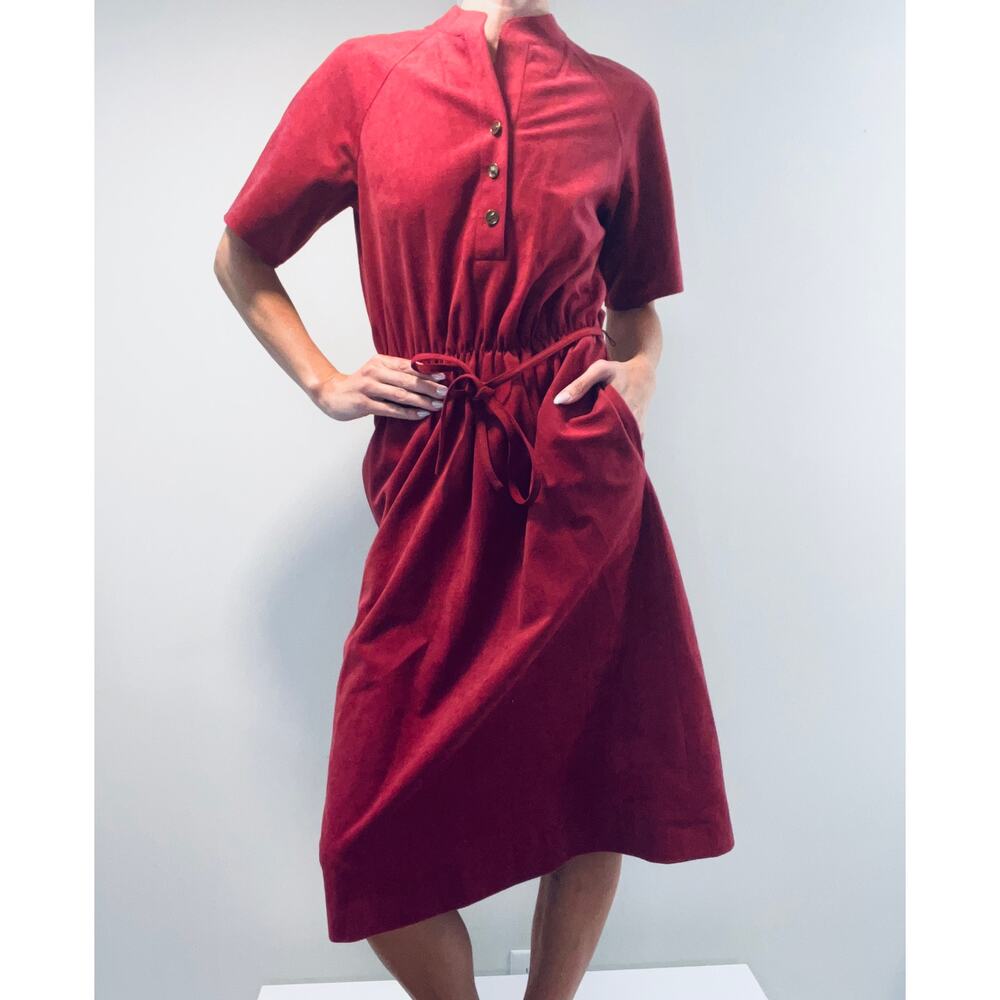 1970s Vintage Cirette Shirt Dress Red Short Sleeve w Matching Belt & Pockets JL